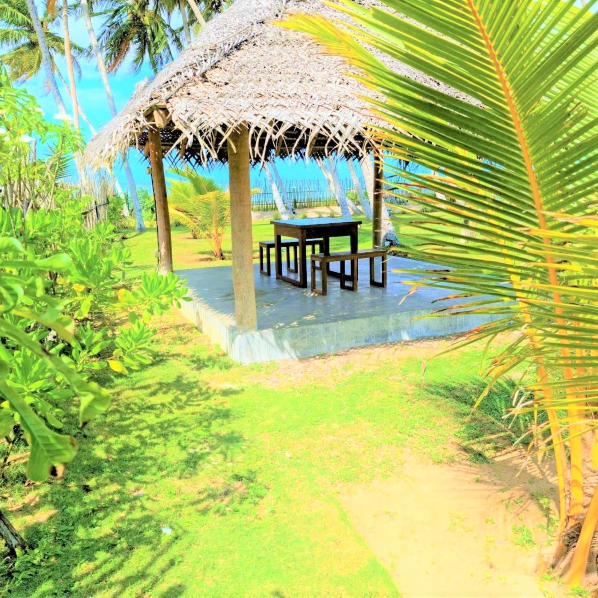 Arhimser Villa-Superb 4 Bedroom Beachfront For 8 In Ranna, Tangalle, Bb, Pool, Free Pick Up For 7 Night Stays Arriving Together, Serviced, Taxes Included Kültér fotó