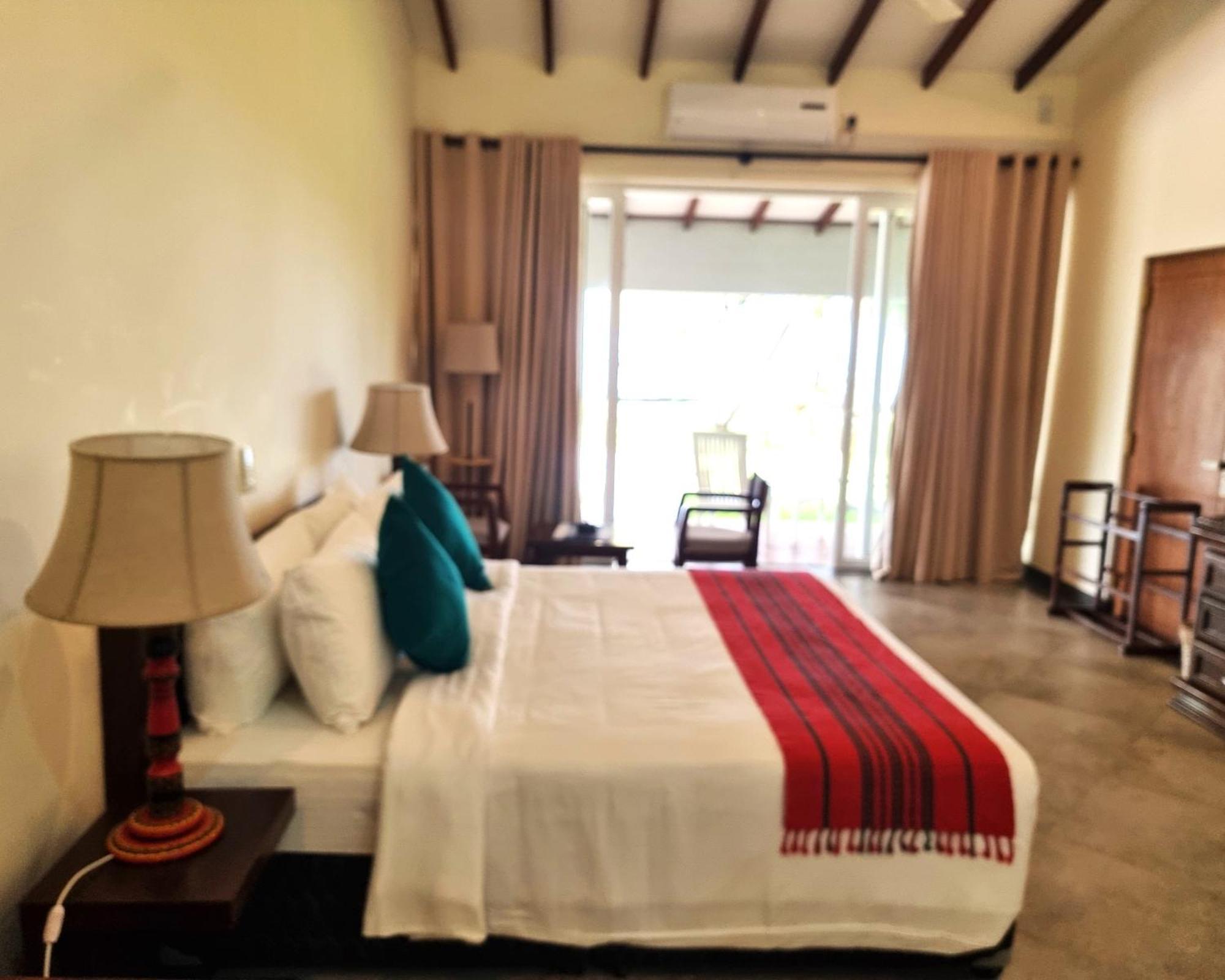 Arhimser Villa-Superb 4 Bedroom Beachfront For 8 In Ranna, Tangalle, Bb, Pool, Free Pick Up For 7 Night Stays Arriving Together, Serviced, Taxes Included Kültér fotó
