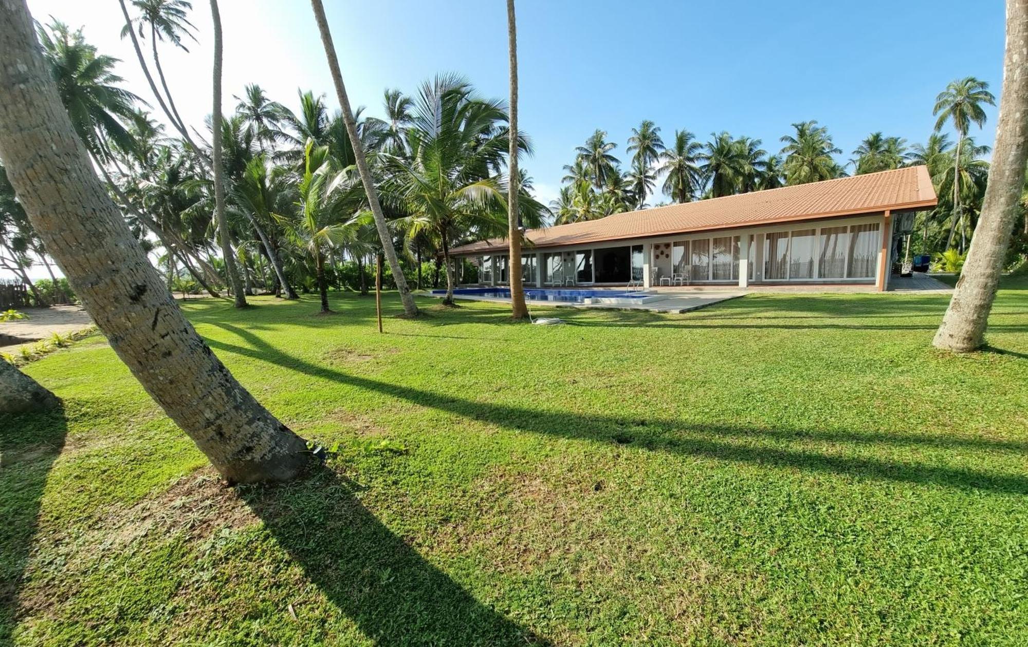 Arhimser Villa-Superb 4 Bedroom Beachfront For 8 In Ranna, Tangalle, Bb, Pool, Free Pick Up For 7 Night Stays Arriving Together, Serviced, Taxes Included Szoba fotó